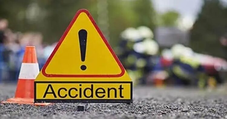 5 killed, 12 injured as bus collides with truck on NH in Rajasthan's Bharatpur