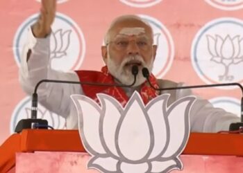 Prime Minister Narendra Modi addressed a rally in Telangana’s Karimnagar. He said, ‘I am overwhelmed and fortunate that you all have come here to bless me. I am indebted to you all’.