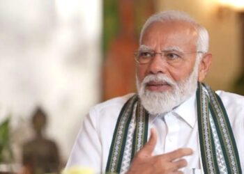 Prime Minister Narendra Modi said about the report on the decline of Hindu population and the increase in minority share and said that the wrong narrative has been exposed.