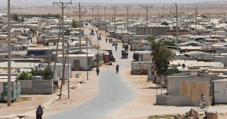 Ahead of EU meeting, Jordan says Syrian refugees being abandoned