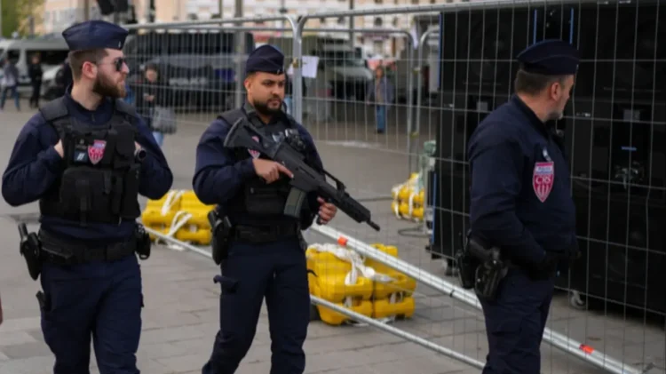 French police shot dead an armed suspect who was planning to set fire to a synagogue in the Normandy city of Rouen early on Friday, said France’s Interior Ministry.