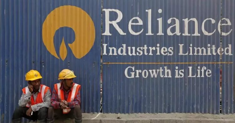 Reliance Signs Deal to Buy 3 Million Barrels of Russian Oil Monthly in Roubles: Sources