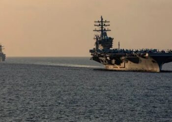 Houthis Launch Missile Attack on US Aircraft Carrier Eisenhower in Red Sea