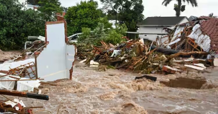 Twenty two people were killed in flooding caused by torrential rain and fierce winds on South Africa's eastern coast.