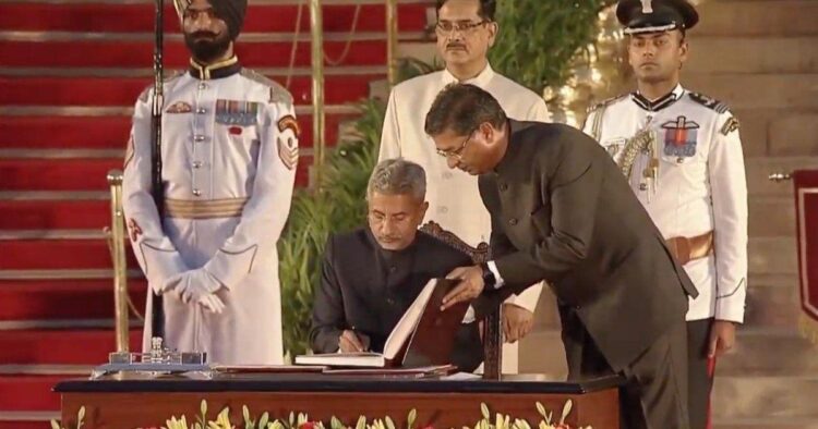 Bharatiya Janata Party leader S Jaishankar took oath as Union Cabinet Minister at Rashtrapati Bhavan on Sunday.