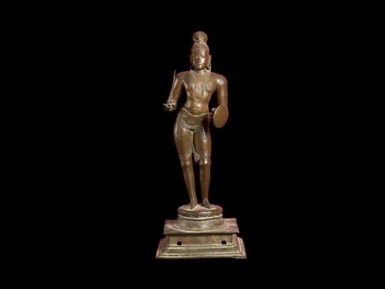 The United Kingdom’s Oxford University has agreed to return a 500-year-old bronze idol of a saint believed to be stolen from a temple in Tamil Nadu to Bharat.