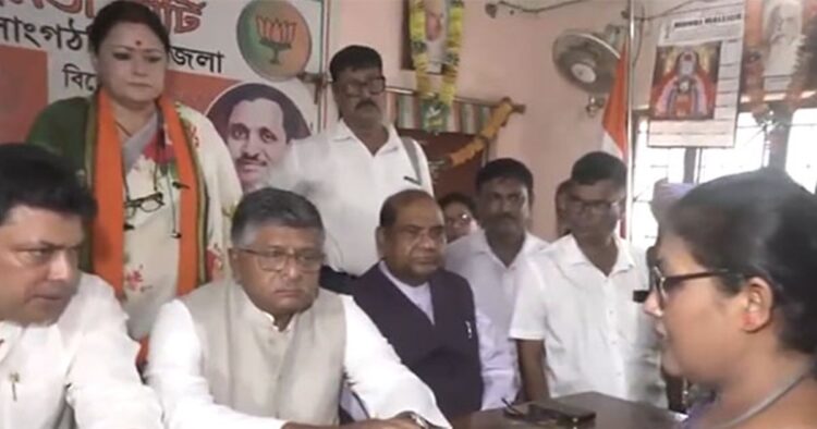 A four-member central team of the Bharatiya Janata Party (BJP) met with victims of the alleged post-poll violence against party workers in West Bengal at the BJP’s party office in Amtala in South 24 Parganas.