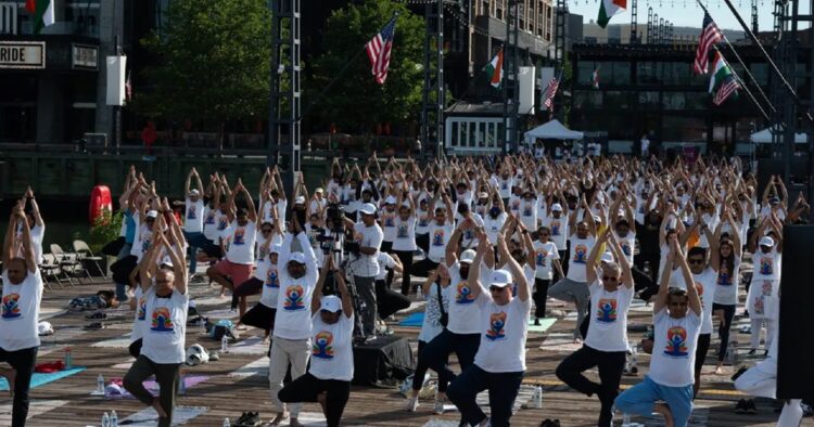 Indian Embassy Hosts Yoga Day Celebrations in Tokyo Despite Rain