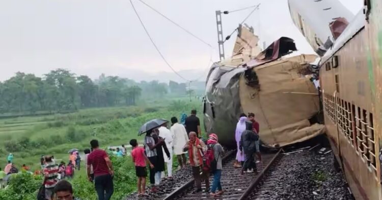 Kanchanjungha Express Resumes Service, Reaches Sealdah Station in Kolkata After Tragic Accident