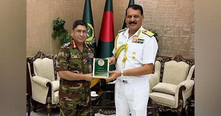 Indian Navy Chief Admiral Dinesh K Tripathi Engages with Bangladesh Army Chief in Dhaka to Strengthen Defence Ties