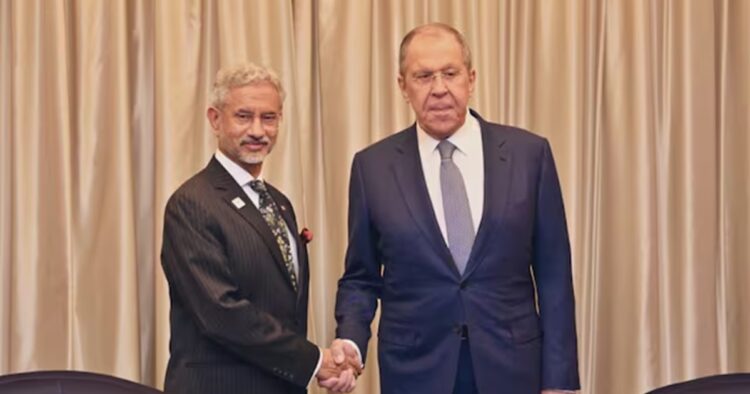 SCO Summit: Jaishankar Urges Lavrov to Address Safety of Indian Nationals in Conflict Zones