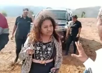 Pune Police Search for Puja Khedkar's Family Amidst Farmers' Threat Incident