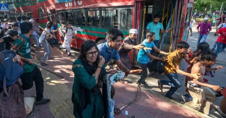 Bangladesh Students Protest | Universities Closed, Five Killed and Many Injured after Anti-Quota Protest Turns Violent