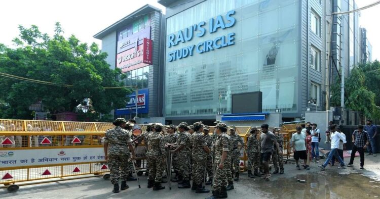 SUV Driver Arrested for Damaging Gate of Rau's IAS Coaching Centre; Street Vendor Tried to Intervene