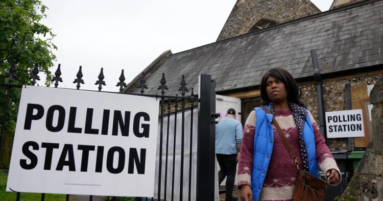 UK Voters Head to Polls in Pivotal General Election