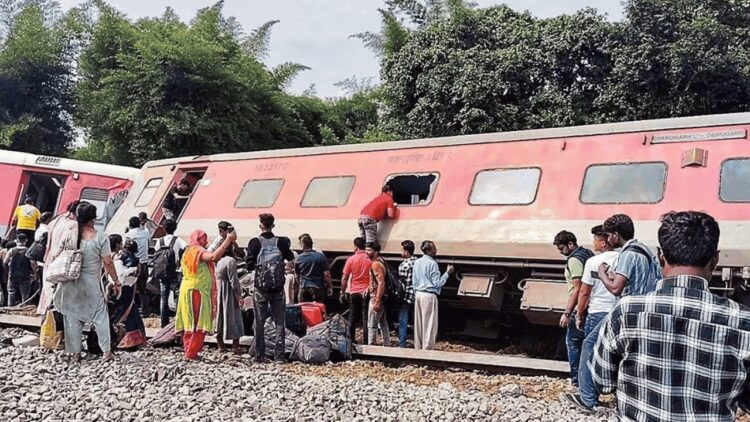 Conflicting Reports Emerge in Gonda Train Derailment