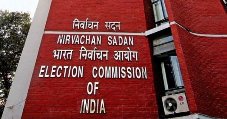 On Tuesday the Election Commission issued a notification for the first phase of Jammu and Kashmir Assembly elections. In the first phase, voting will take place in Kishtwar, Anantnag, Pulwama, Shopian and Kulgam districts.