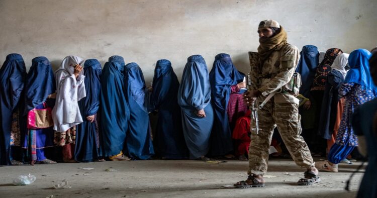 The anti-women face of the Taliban, which is currently in power in Afghanistan, is now coming to the fore. During the three-year rule, the Taliban has imposed many strict restrictions on women.