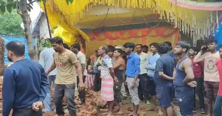 On Sunday morning at least nine children were killed and many others sustained injuries after a temple wall collapsed in Madhya Pradesh's Sagar district. The injured have been sent to hospital for receiving treatment.