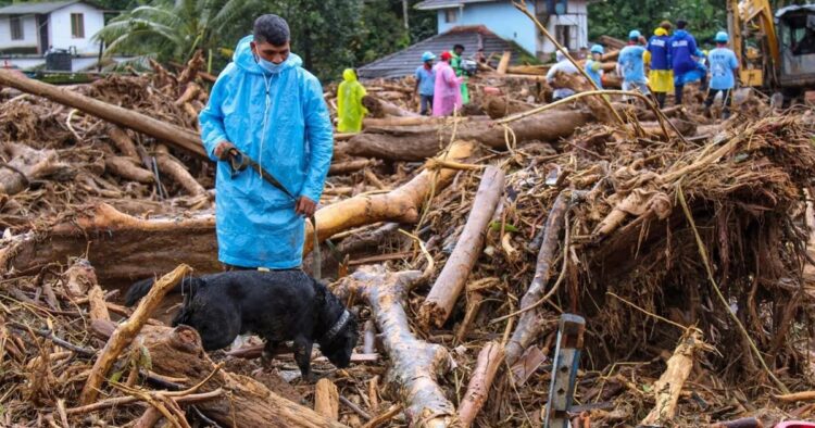 The death toll in the Wayanad Landslides has crossed 400 and at least 200 people are still missing; rescue operations are continuing for the seventh consecutive day.