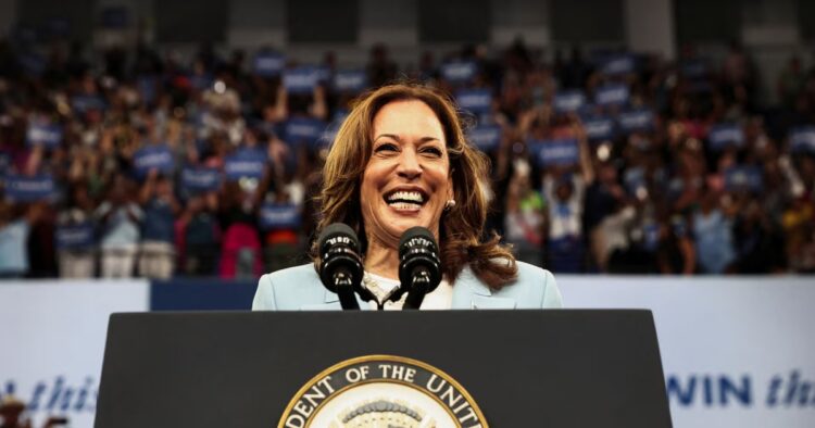 Kamala Harris Raises Record $310 Million in July, Energizing Donors After Campaign Shakeup