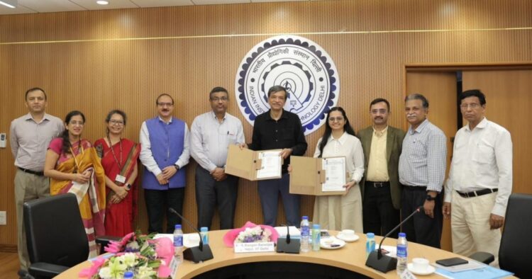 IIT Delhi Transfers Indigenous Healthcare Technologies to Industry Under MeitY-Funded NNetRA Project