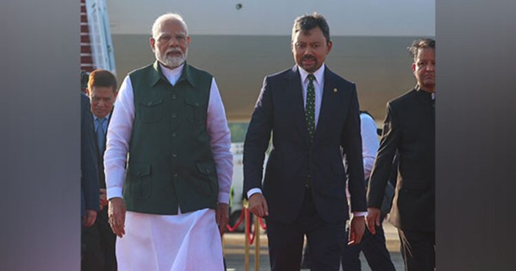 Prime Minister Narendra Modi arrived in Brunei in the first leg of his two-nation visit and was accorded a ceremonial welcome