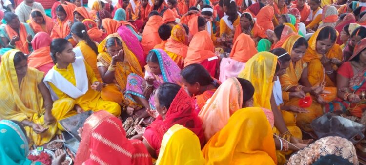 More than 100 people who had earlier embraced Christianity after being misled by conversion groups have returned to Sanatan fold in a Ghar Wapsi ceremony held in Hazaribagh district of Jharkhand on September 03