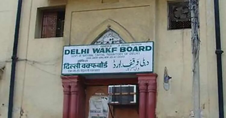 Senior officials of the Union government have informed the Parliamentary panel examining the Waqf (Amendment) Bill that over 200 properties in Delhi