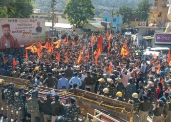 Uttarkashi district of Uttarakhand was in the headlines throughout the day on Thursday for the removal of the mosque