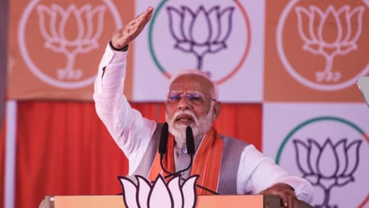 On Tuesday Prime Minister Narendra Modi said in Chimur, Maharashtra that the leaders of Mahavikas Aghadi are the biggest players of corruption