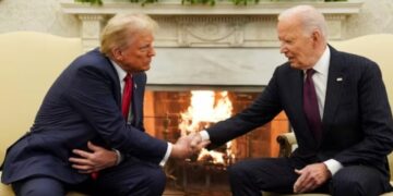 Present US President Joe Biden and newly elected President Donald Trump met on Wednesday. At the beginning of the meeting