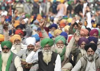 Internet services in several areas of Ambala has been suspended by the Haryana government anticipating tension and unrest as a group of 101 farmers, under the banners of Samyukta Kisan Morcha (Non-Political) and Kisan Mazdoor Morcha, prepare to march on foot towards Delhi
