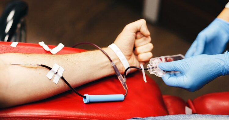 All India Association of Pharmaceutical Practitioners (AIOCD) has organized a massive blood donation program