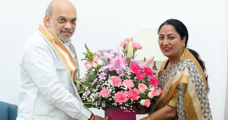 Delhi CM Rekha Gupta participated in an important meeting with Union Home Minister Amit Shah