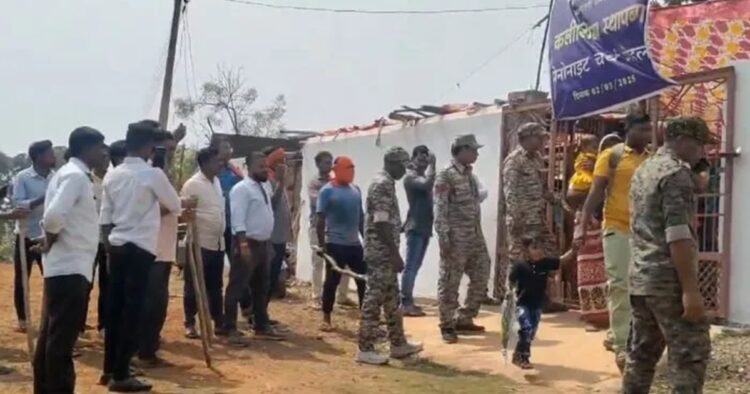 Hindu organisations staged protests outside two churches on Sunday in the Mohla Manpur district of Chhattisgarh