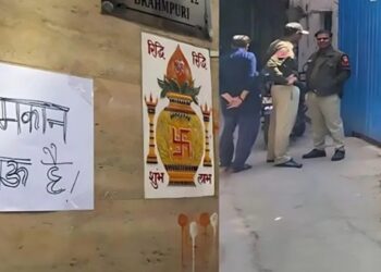Several Hindu families living near the Shiv Mandir, located just 10 steps away from the mosque
