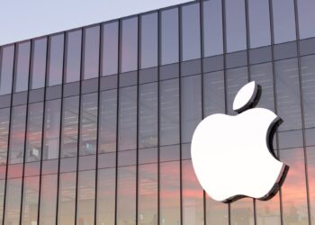 Apple to Shift All U.S.-Bound iPhone Assembly to India Amid U.S.-China Tariff War