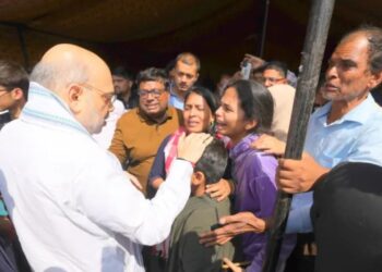 mit Shah consoled victims' families in Srinagar (PC: India Today)