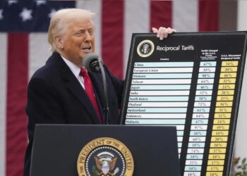 Trump Imposes 26% Tariff on Indian Goods: A Blow to Trade or a New Opportunity for India?