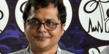 Saket Gokhale is an Indian RTI activist turned politician (PC:X)